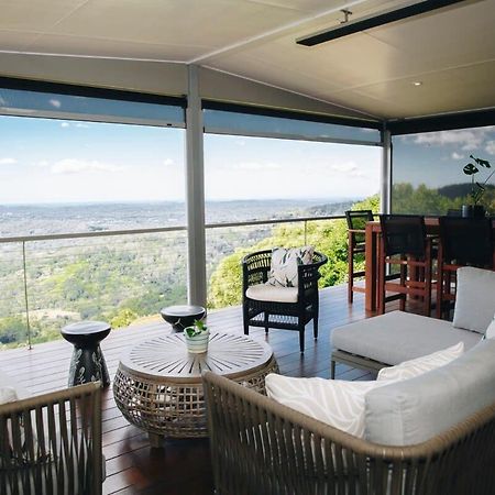 Flaxton Garden Home With Spectacular Coastal Views Монтвилл Экстерьер фото